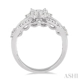 5/8 ctw Round Cut Diamond Lovebright Engagement Ring in 14K White Gold