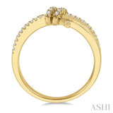 1/6 ctw Love Knot Round Cut Diamond Criss-Cross Fashion Ring in 10K Yellow Gold