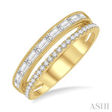 3/8 Ctw Split Baguette and Round Cut Diamond Fashion Ring in 14K Yellow Gold