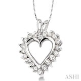 1/2 Ctw Round Cut Diamond Heart Pendant in 14K White Gold with Chain