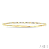 5/8 Ctw Full-Way Square & Pyramid Motif Round Cut Diamond Flex Bangle in 14K Yellow Gold