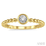 Light Weight Diamond Promise Ring