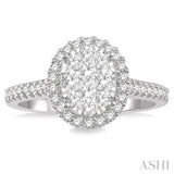 Oval Shape Lovebright Essential Diamond Ring