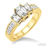 2 Ctw Nine Stone Emerald & Princess Cut Diamond Engagement Ring in 14K Yellow Gold